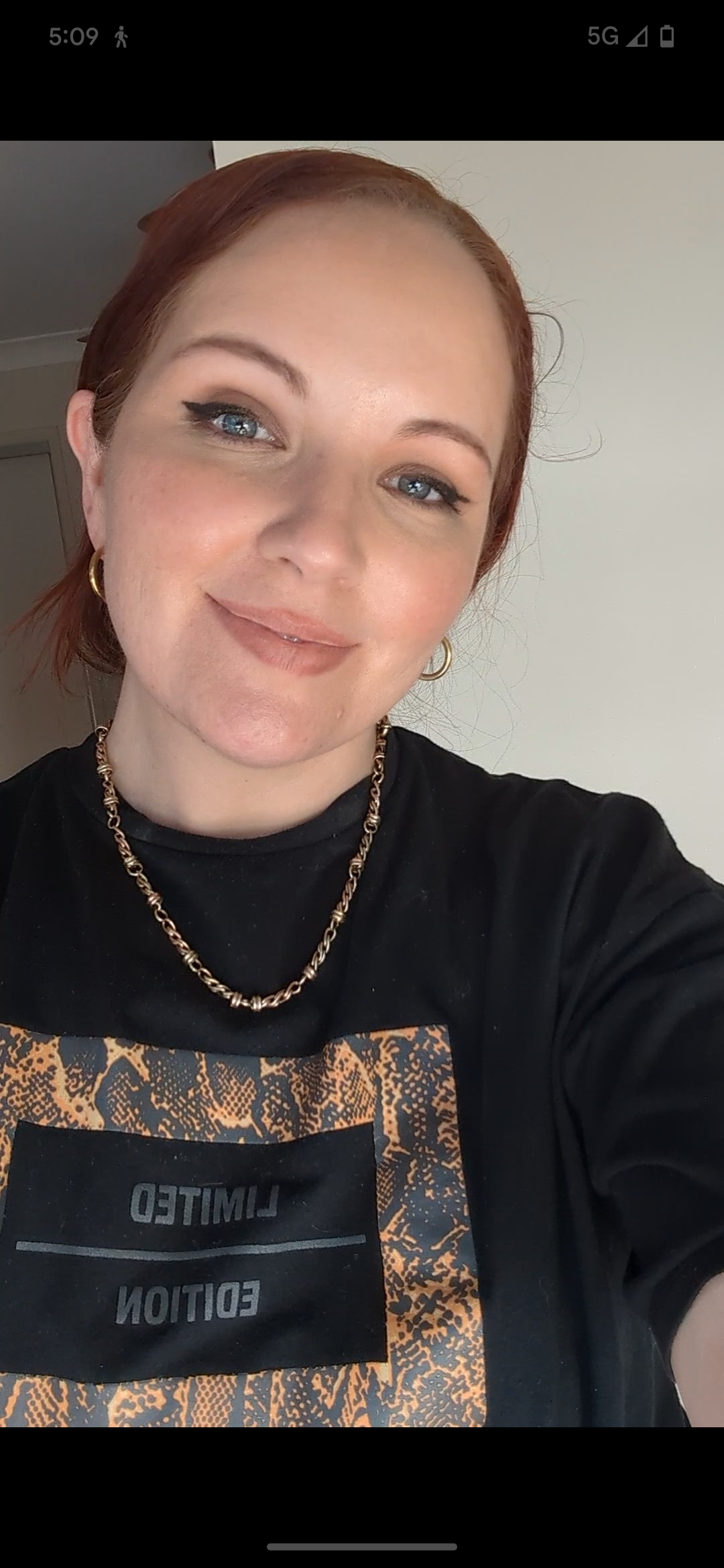 BE COYOTE BLACK EYELINER