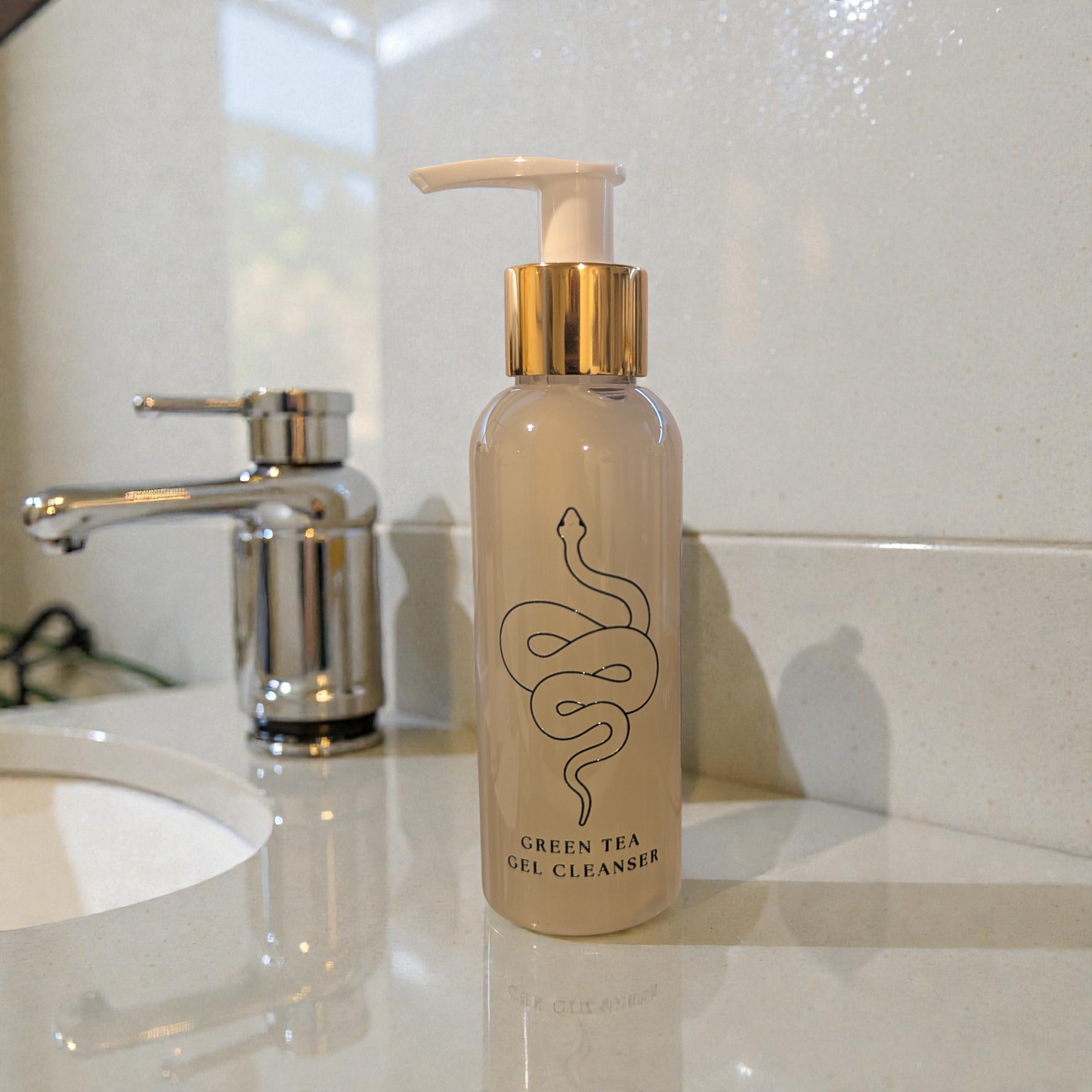 GREEN TEA GEL CLEANSER
